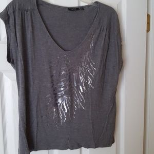 Grey short sleeve sequeened top